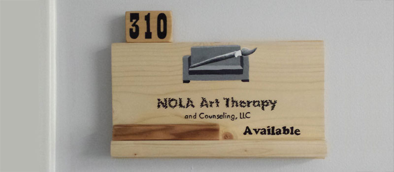 NOLA Art Therapy availability sign